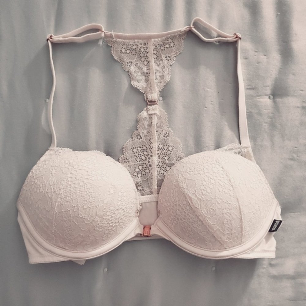 Victoria's Secret Pink- Cream Lace Razerback Bra with front snap 32C